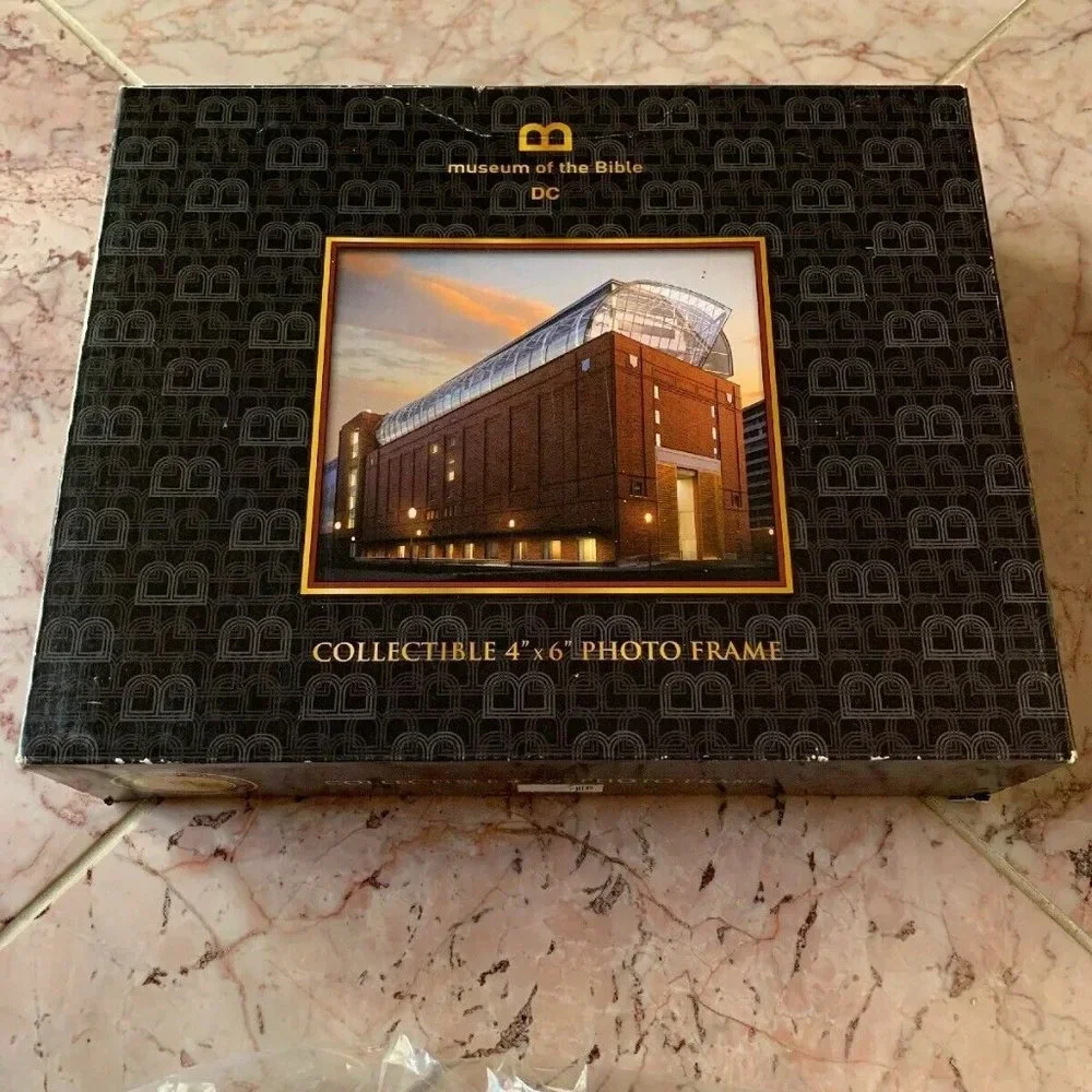 NIB Museum Of The Bible DC Souvenir Picture Frame